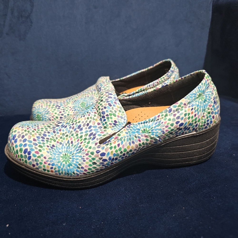 Savvy shoes